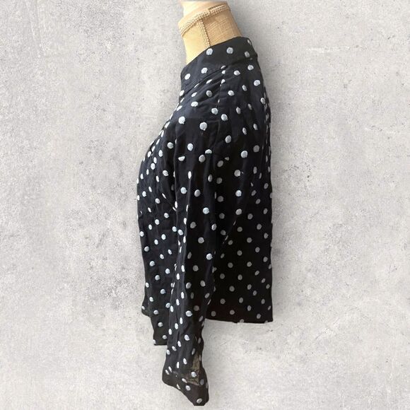 J Jill | EUC Women’s Navy Blue Button-down with Embroidered Polka Dots Size XS P - Picture 3 of 6